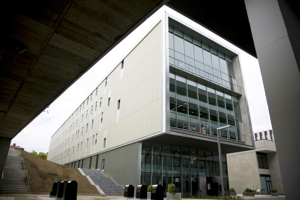 Residencia Universitaria Resa Roberto De Nobili Sant Cugat del Valles Exterior photo